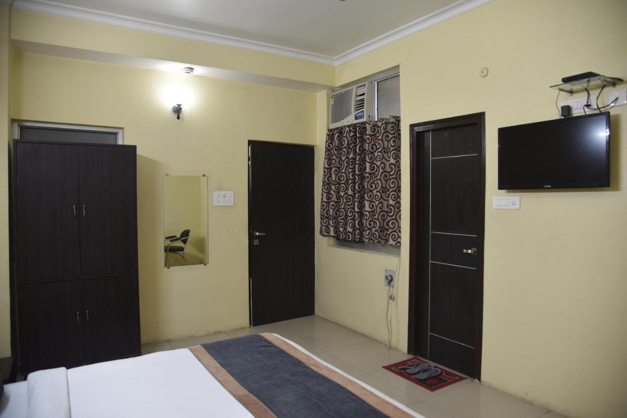 Hotel Nexus L Hotels In Charbagh Lucknow Bagian luar foto