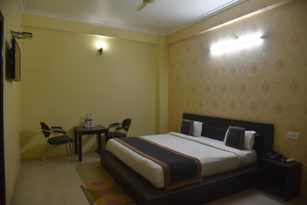 Hotel Nexus L Hotels In Charbagh Lucknow Bagian luar foto