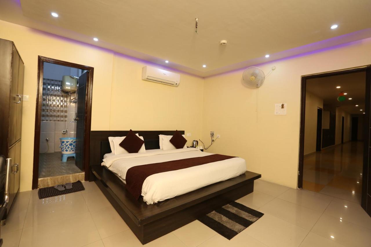 Hotel Nexus L Hotels In Charbagh Lucknow Bagian luar foto