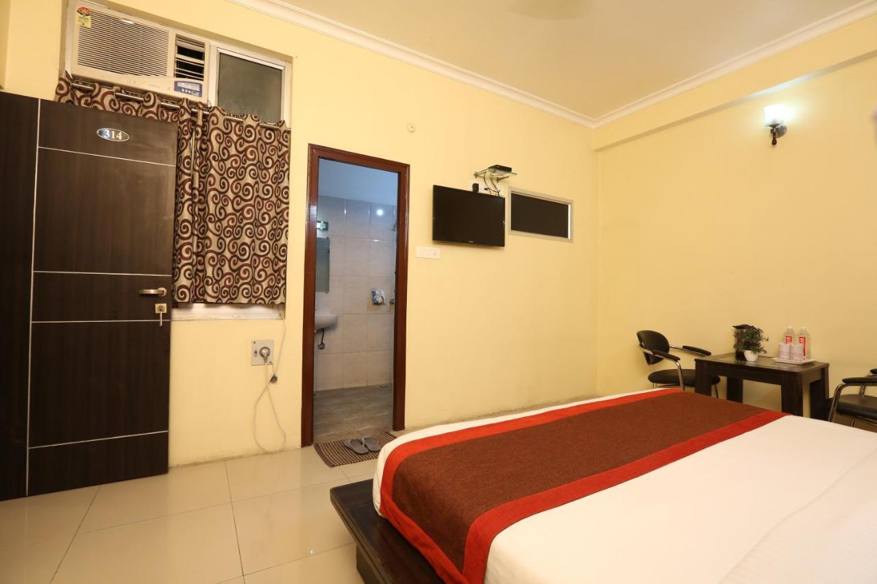 Hotel Nexus L Hotels In Charbagh Lucknow Bagian luar foto