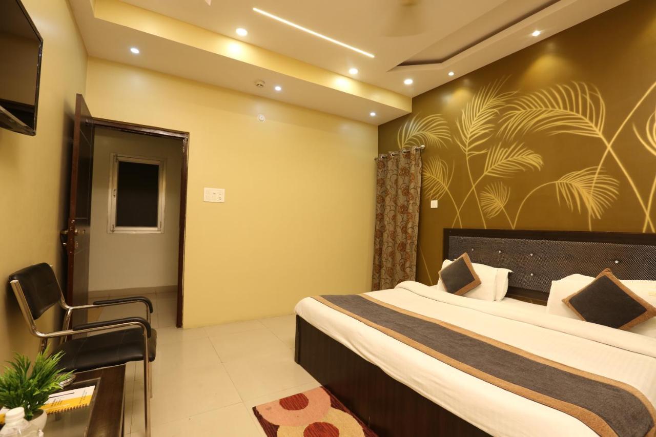 Hotel Nexus L Hotels In Charbagh Lucknow Bagian luar foto