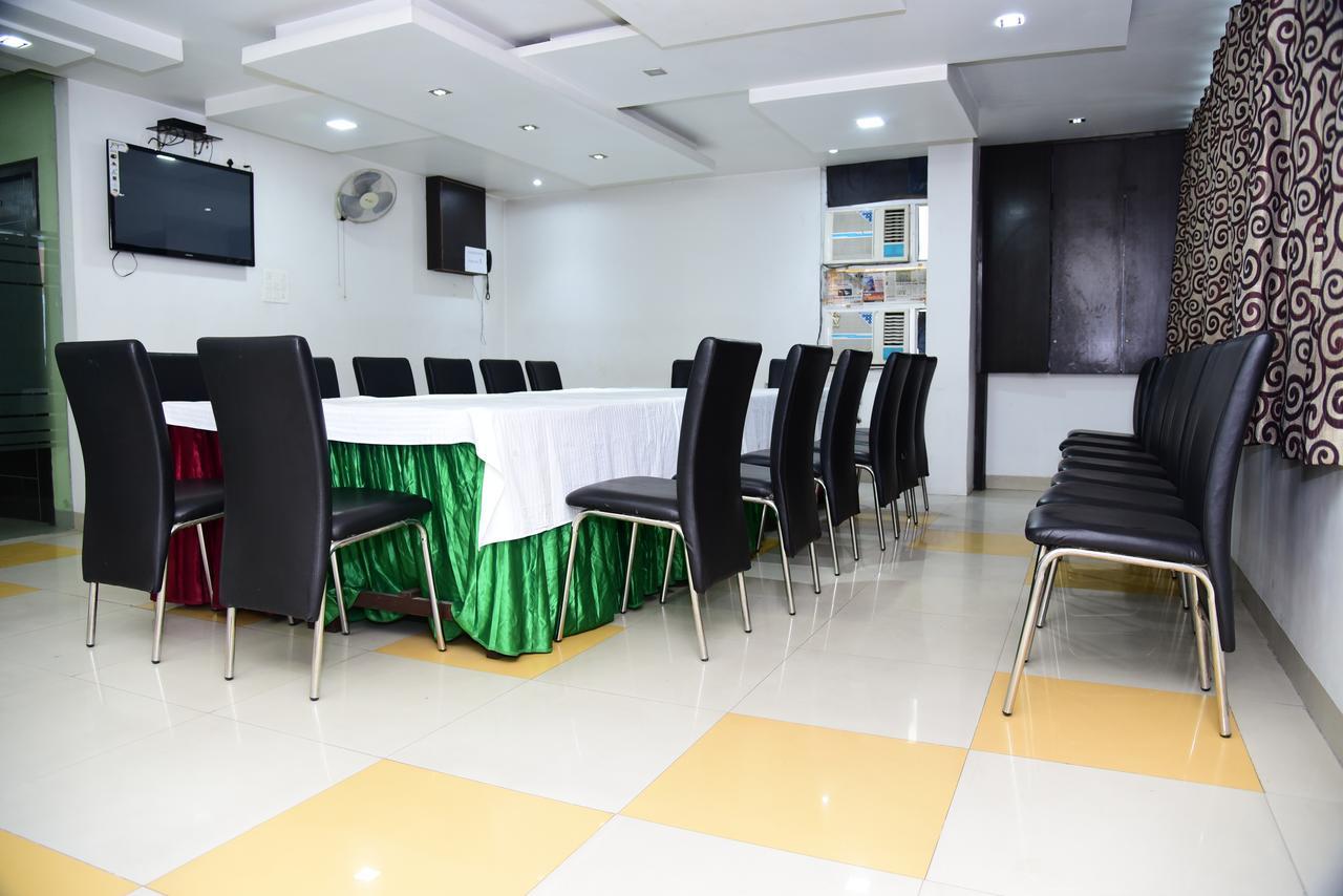 Hotel Nexus L Hotels In Charbagh Lucknow Bagian luar foto